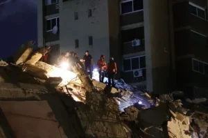 Venezuela enfrenta una de las peores tragedias de su historia tras devastadores terremotos